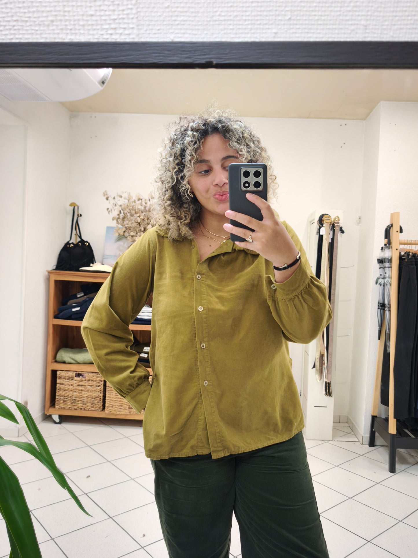 Chemise Noé Velours Moutarde - Johanna Paris