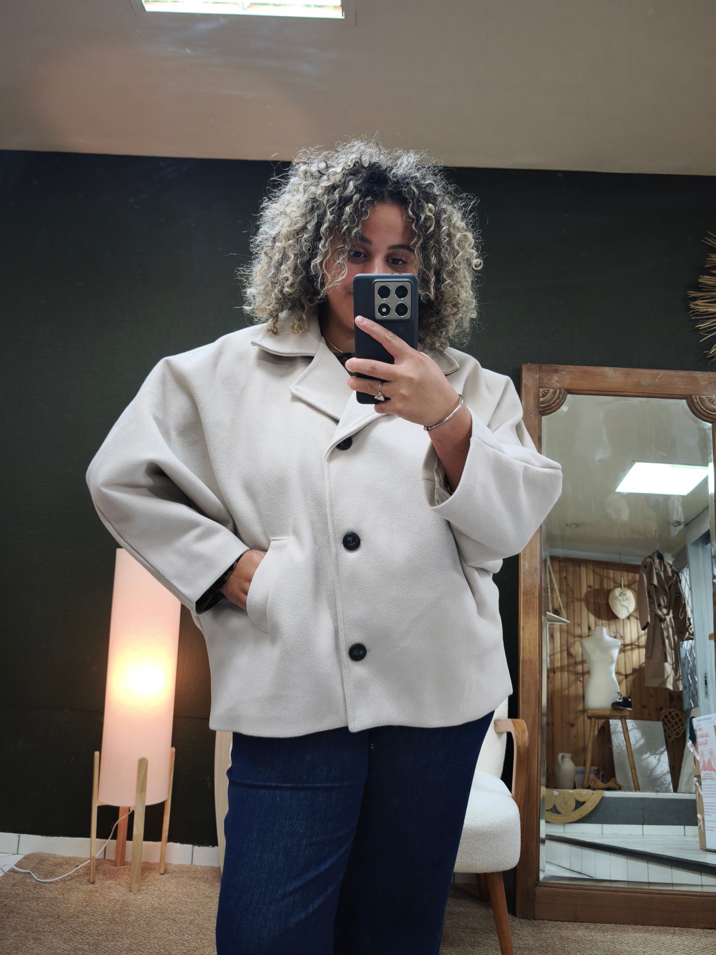 Manteau court Oversize Jodie Beige
